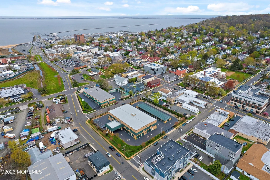 Photo of 4 Oneida Avenue