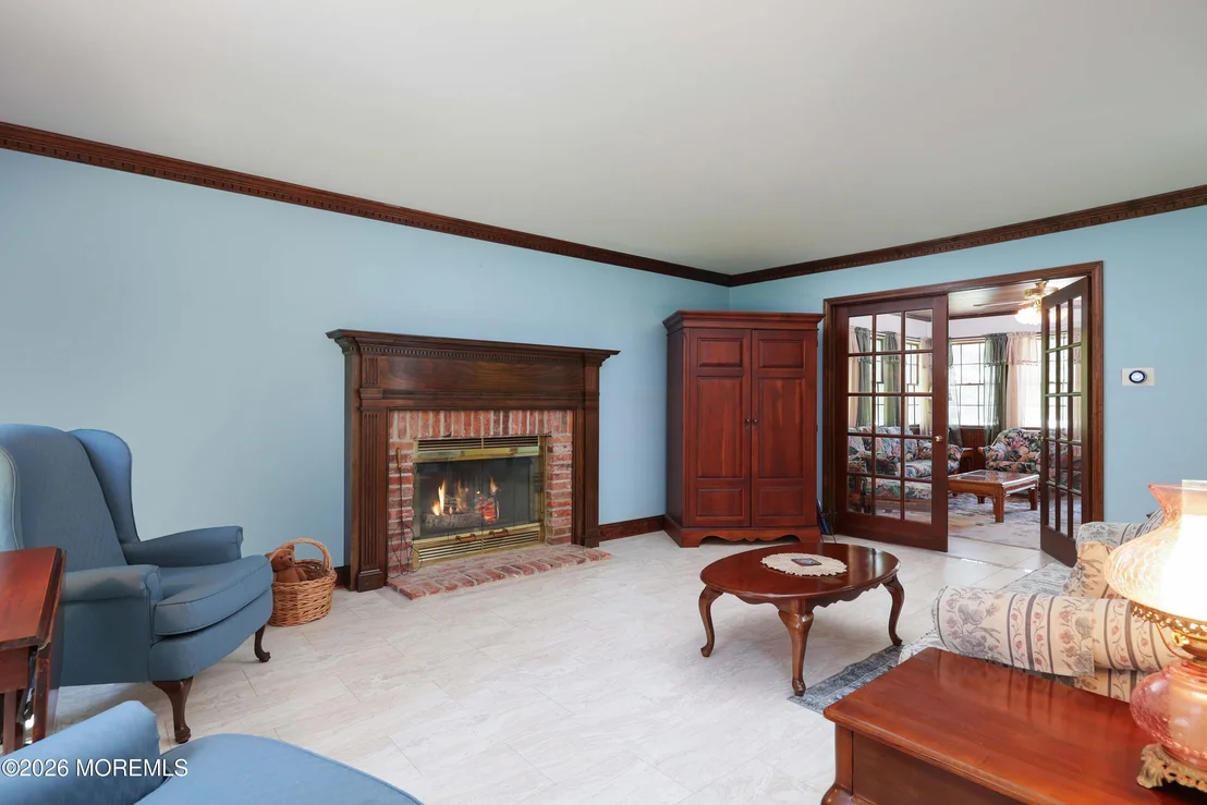 Photo of 1908 Shadowbrook Drive