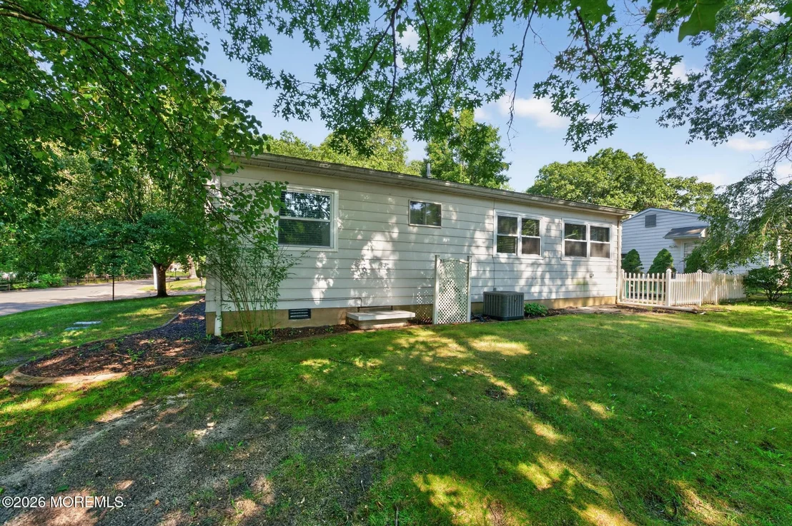 Photo of 11 Kentucky Way
