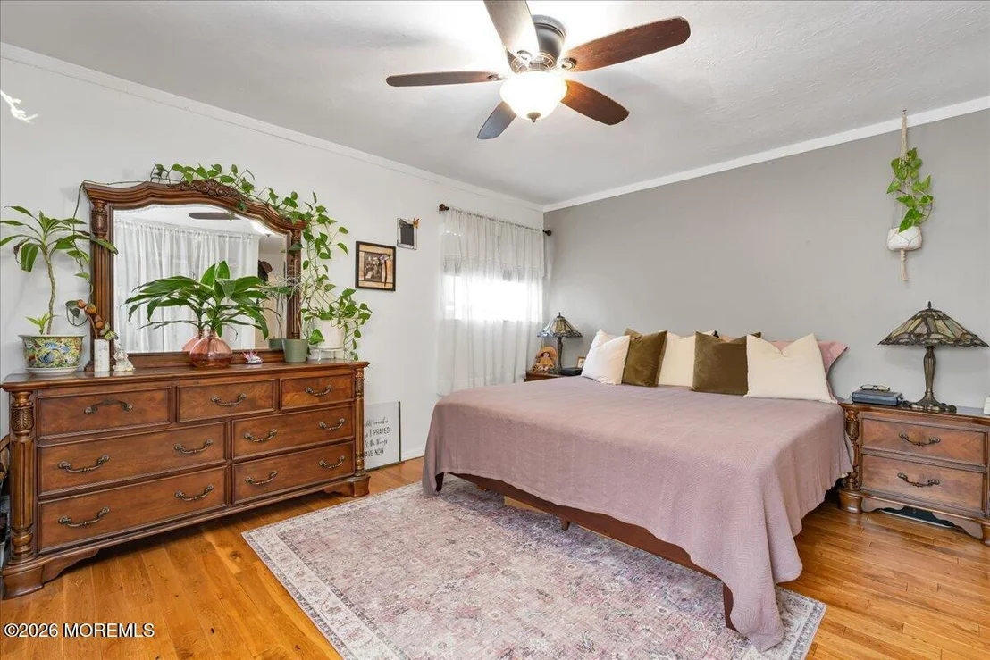 Photo of 48 Cresci Boulevard