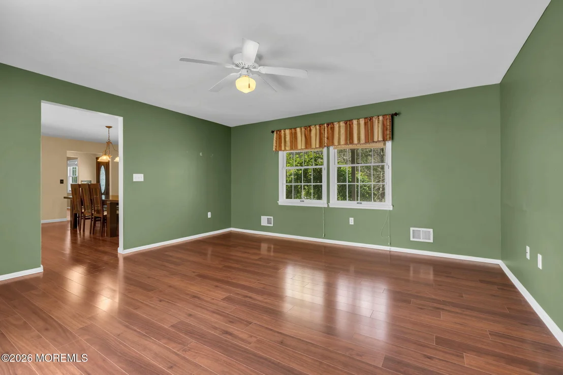 Photo of 205 Frank Applegate Road