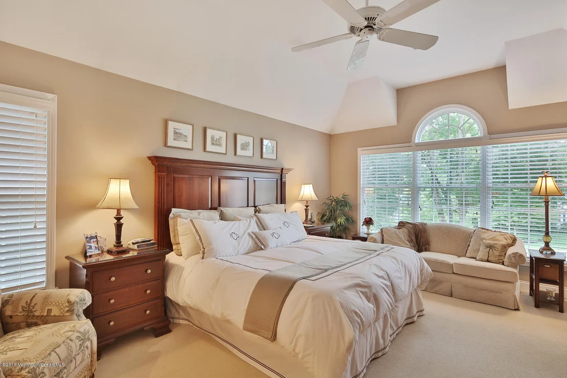 Photo of 1409 Crabapple Drive