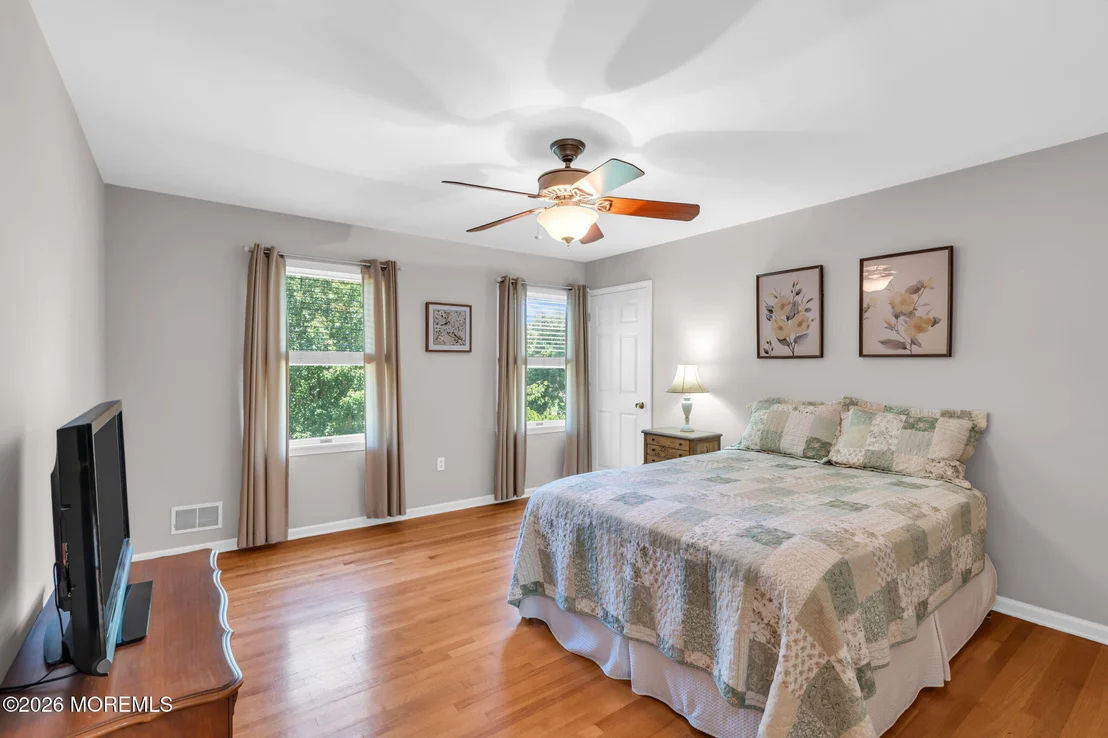 Photo of 28 Arbor Way