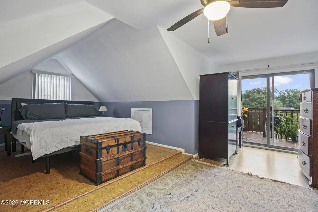 Photo of 30 S Lakeview Drive