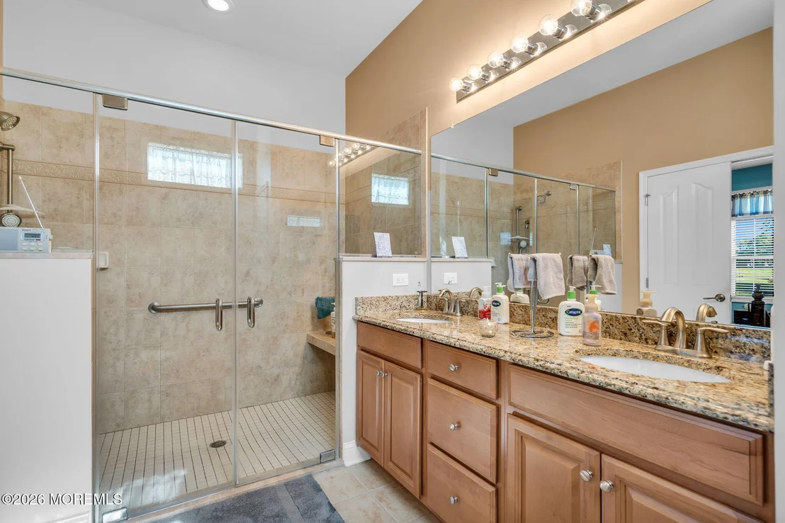 Photo of 70 Bayville Way