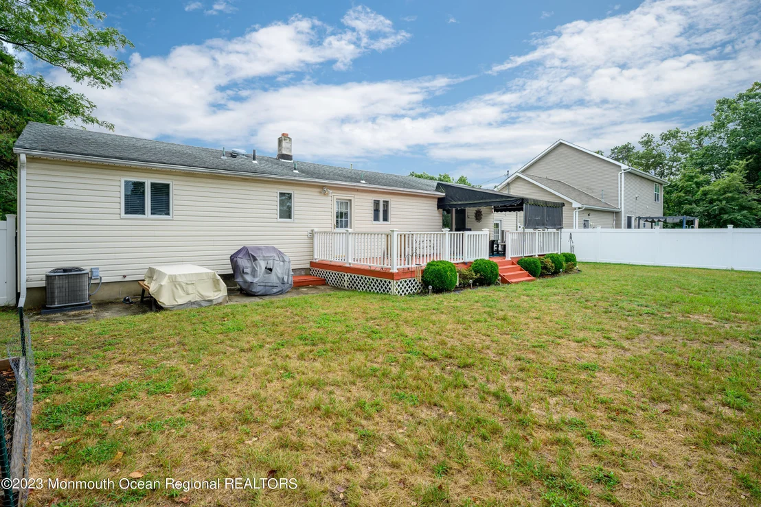 Photo of 425 Harris Avenue