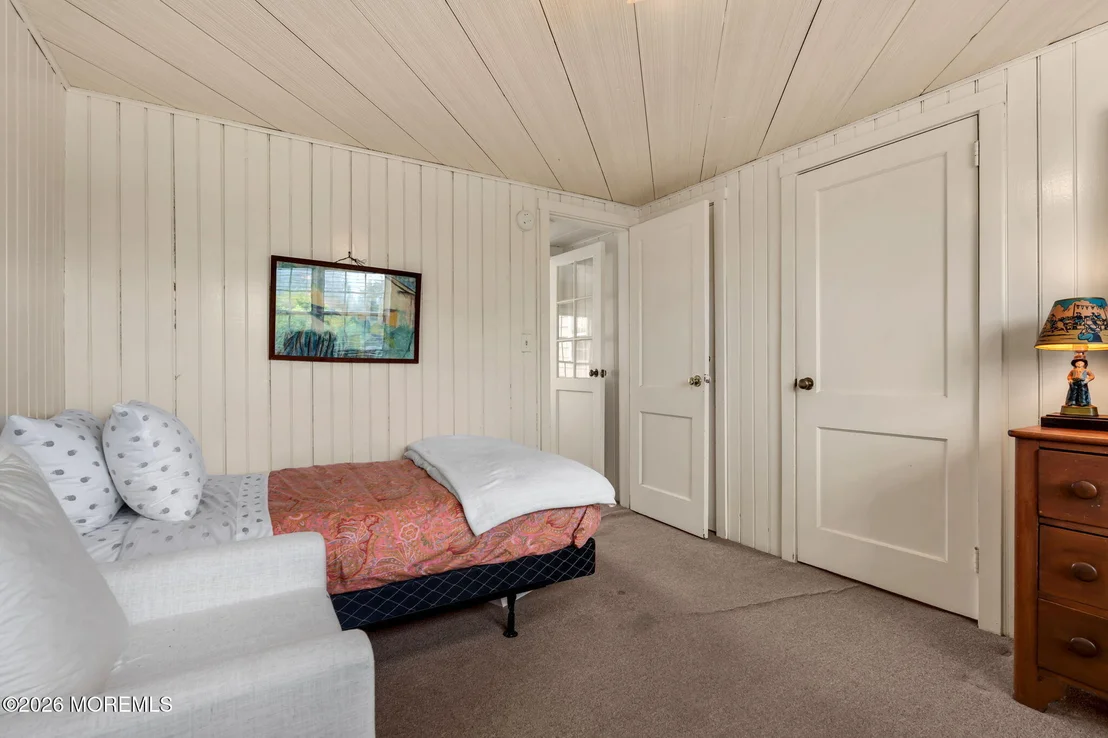 Photo of 5 Howell Avenue