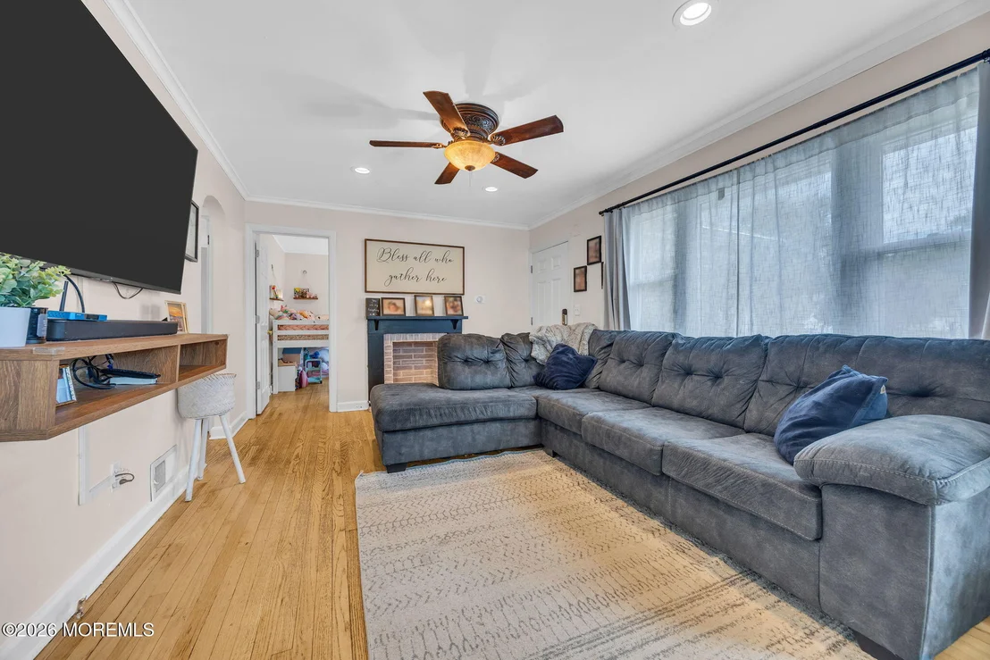 Photo of 37 Sunset Place