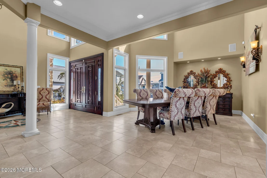Photo of 342 Aldo Drive