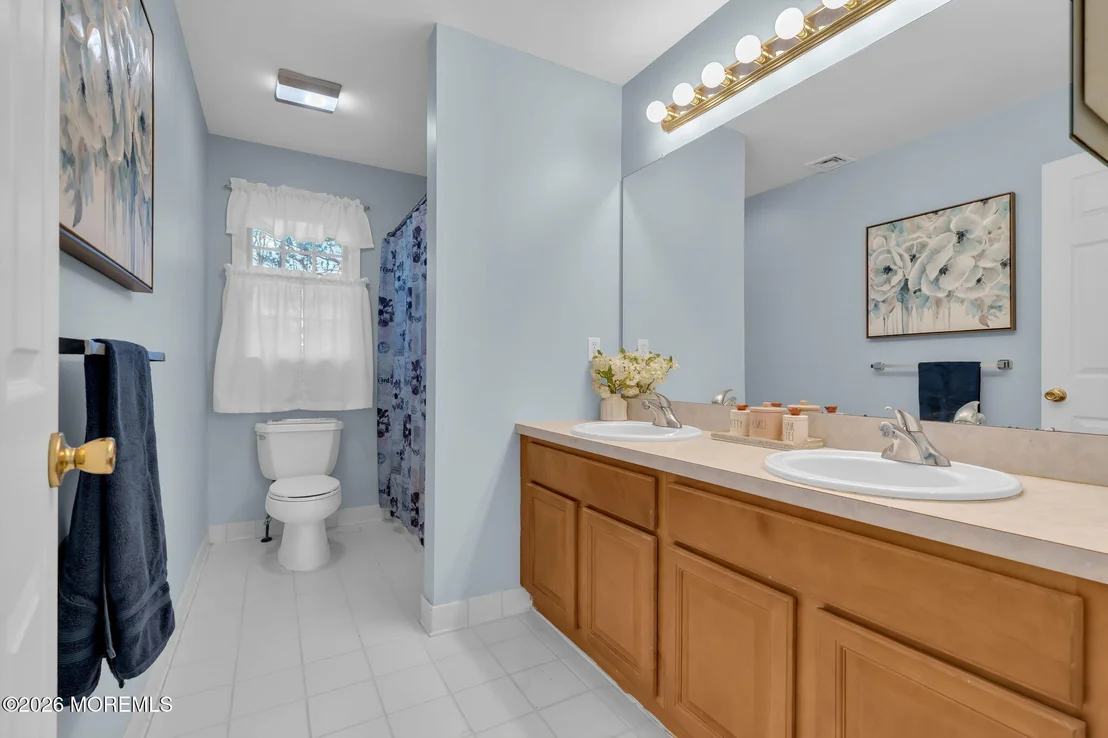 Photo of 105 Mesa Verde Lane