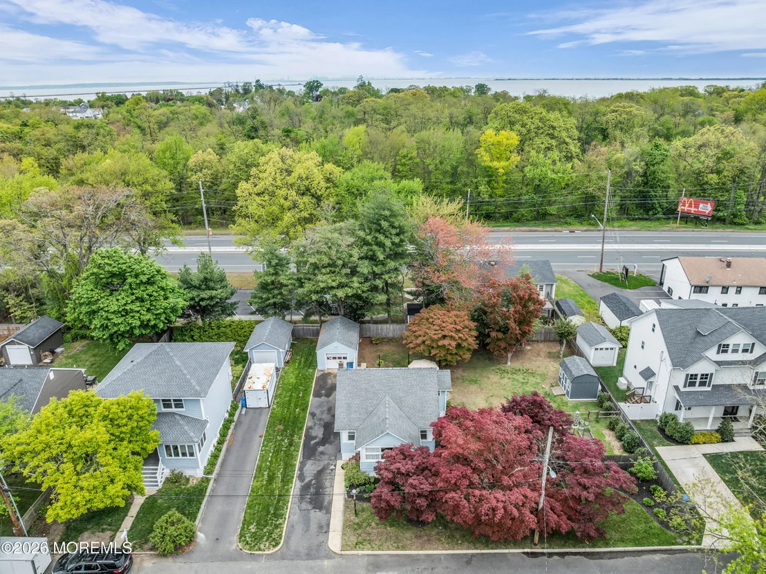 Photo of 1 Tiensch Avenue