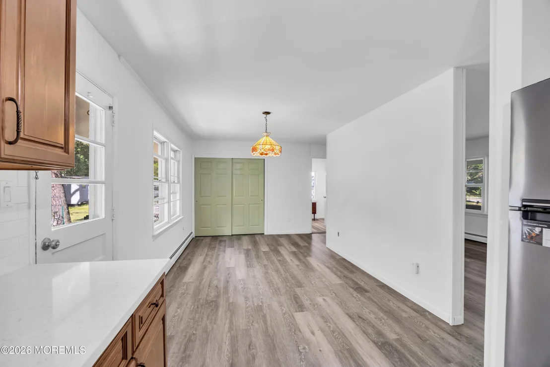 Photo of 416 Oak Tree Road
