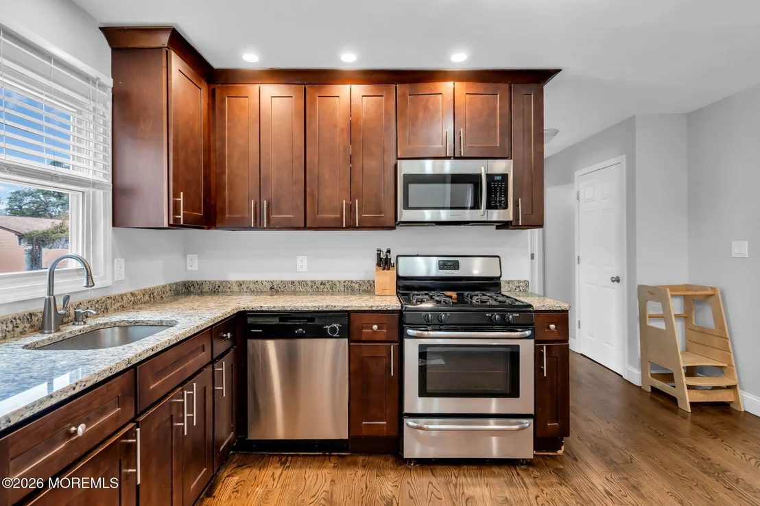 Photo of 305 Hudson Drive