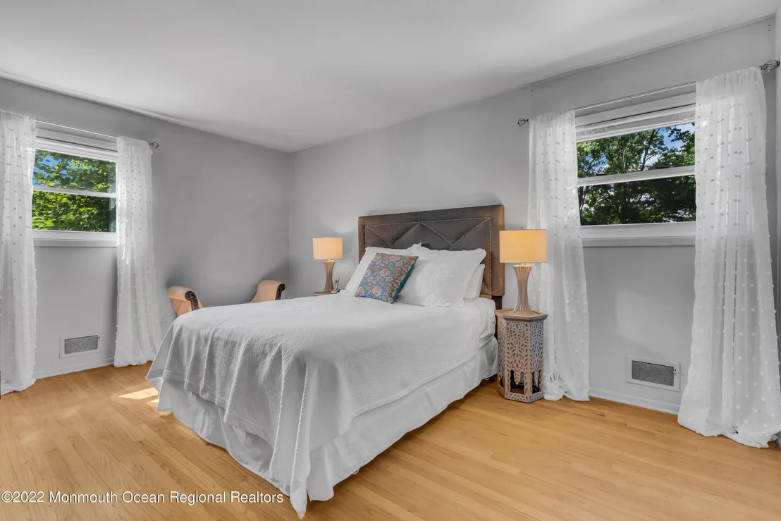 Photo of 19 Warren Drive