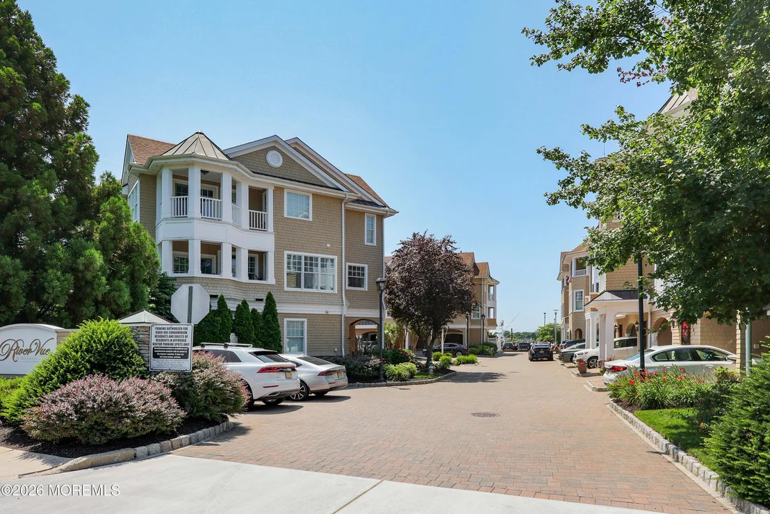 Photo of 302 River Mist Way