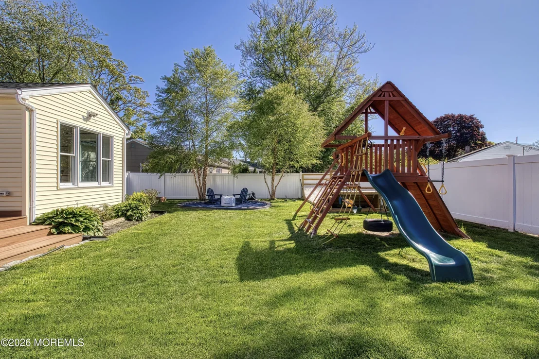 Photo of 105 Cranbury Road