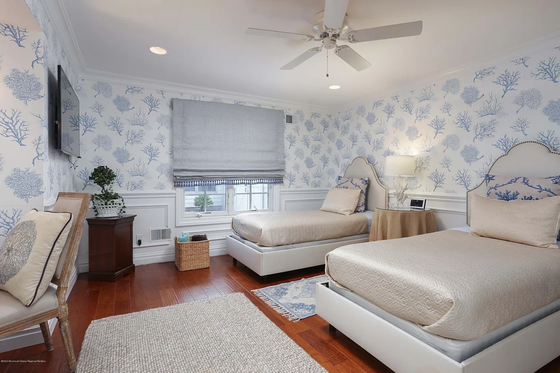 Photo of 207 Pointe Drive