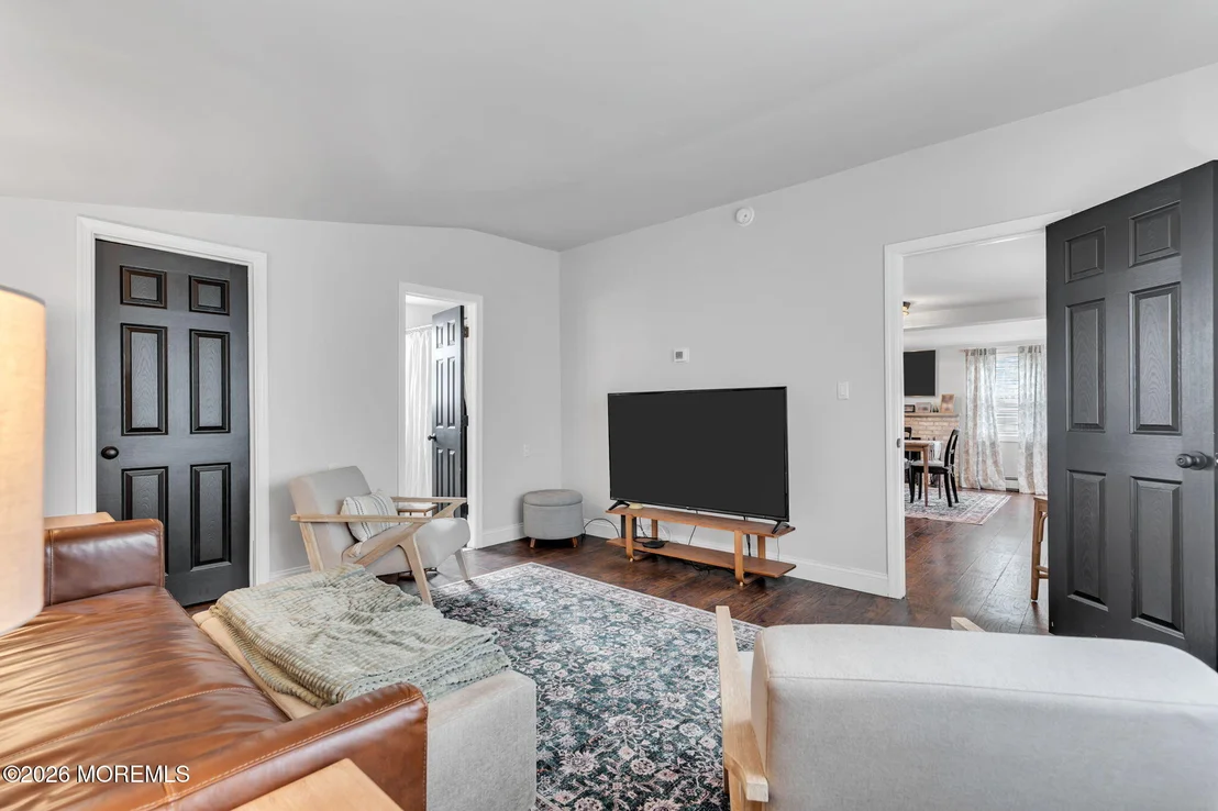 Photo of 82 Clearwater Drive