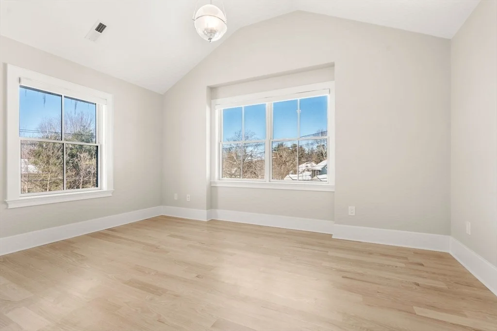 Photo of 620 High Rock St