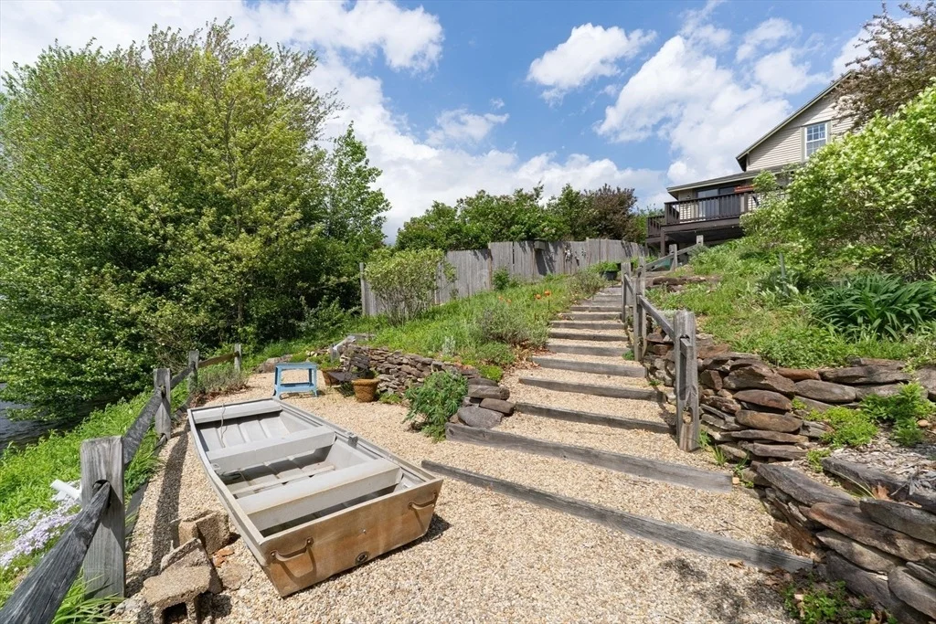 Photo of 38 Warepoint Rd