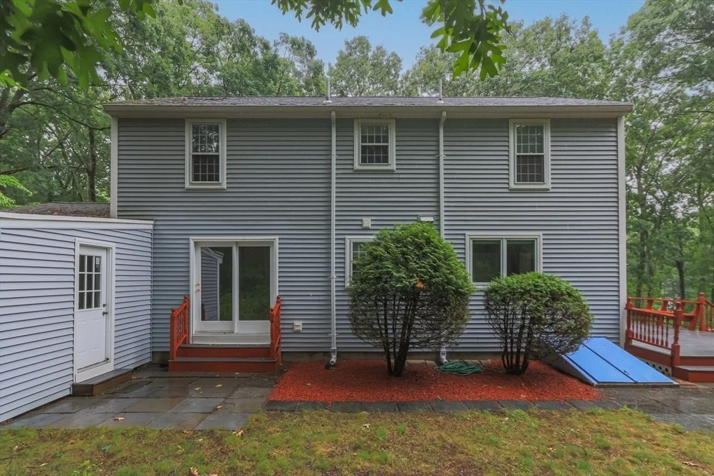 Photo of 551 Old Dunstable Road