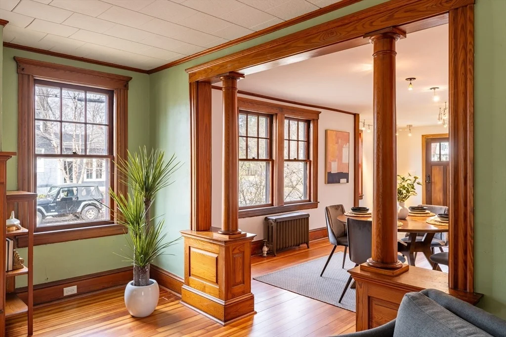 Photo of 305 Locust St