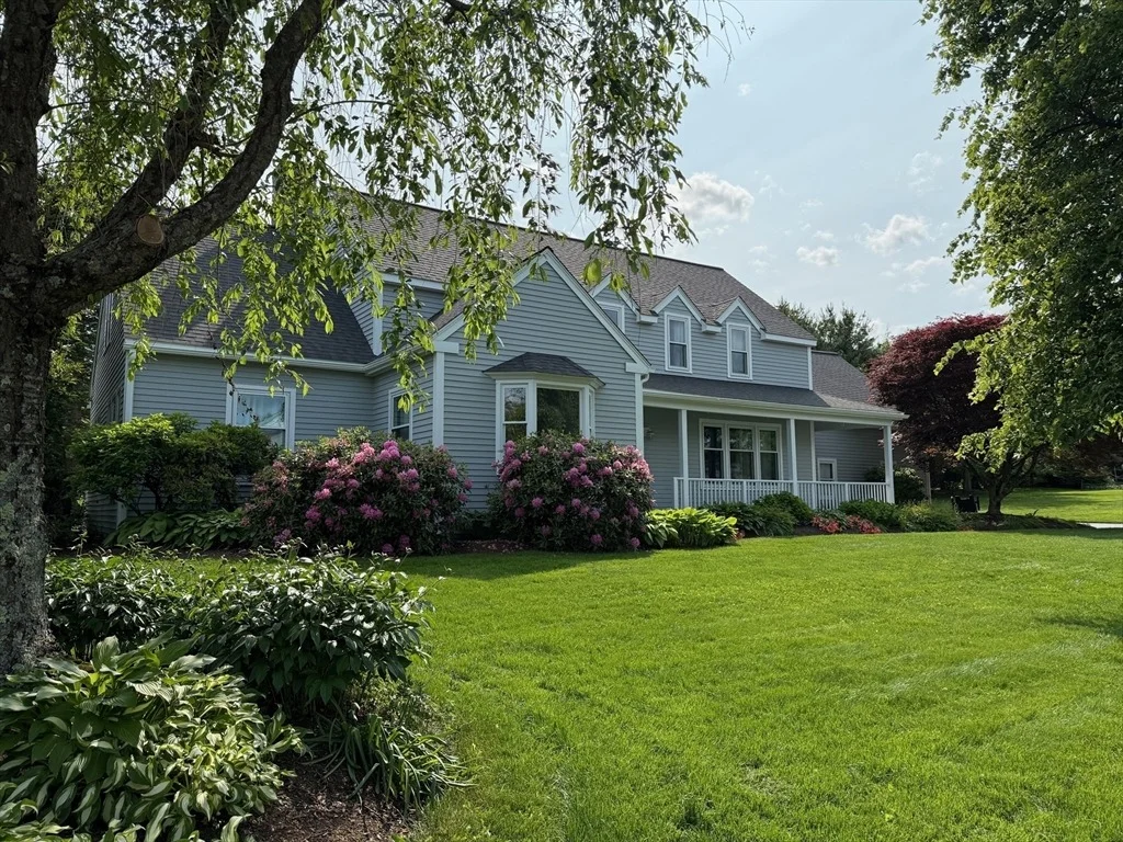 Photo of 323 Robert Rd