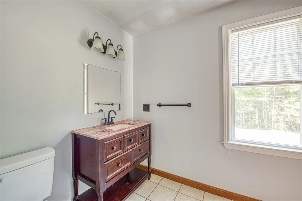 Photo of 6 Daniel Dr