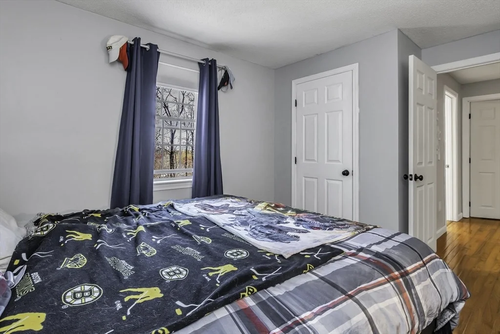 Photo of 7 Bowdoin Dr