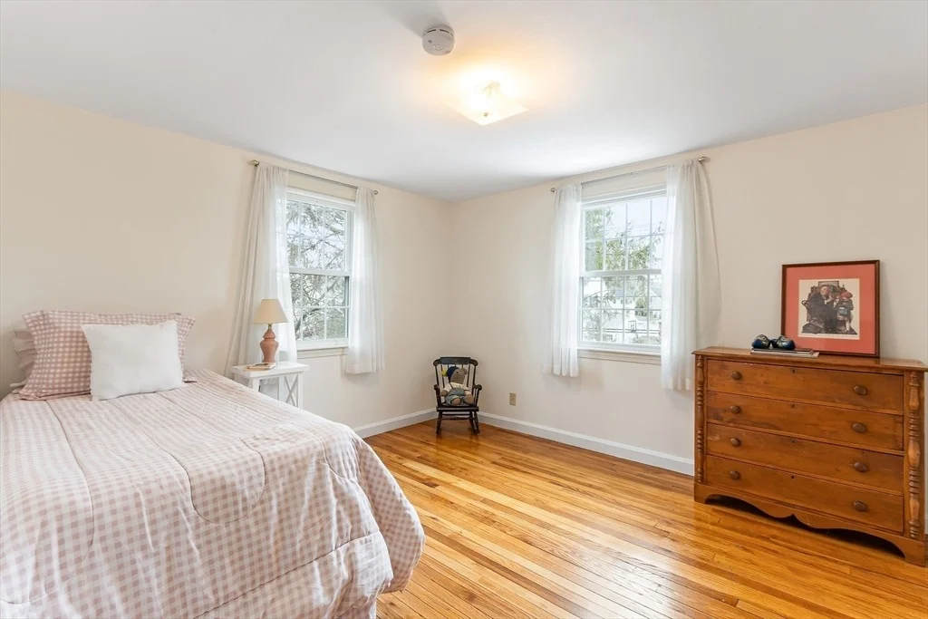 Photo of 24 Barnesdale Rd