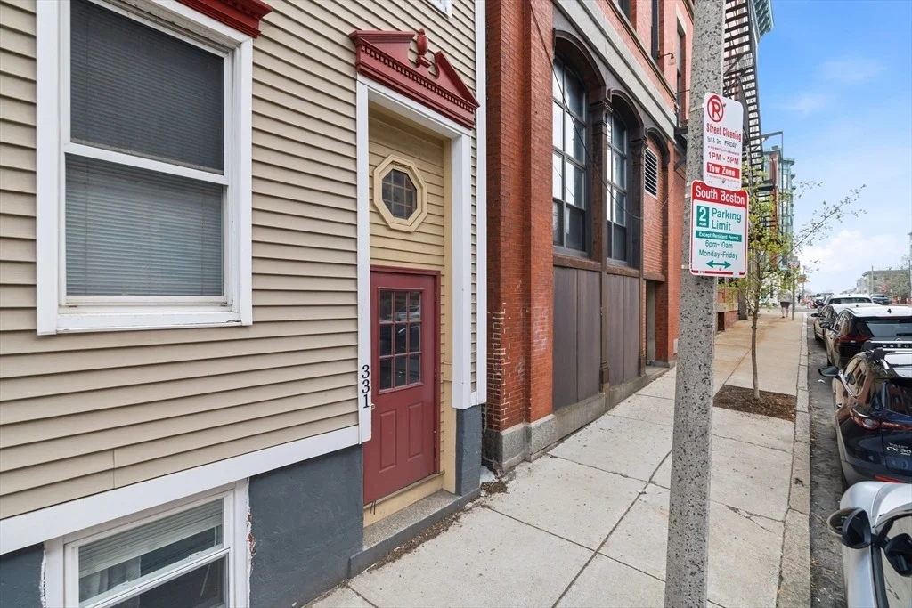 Photo of Unit 2 at 331 E St