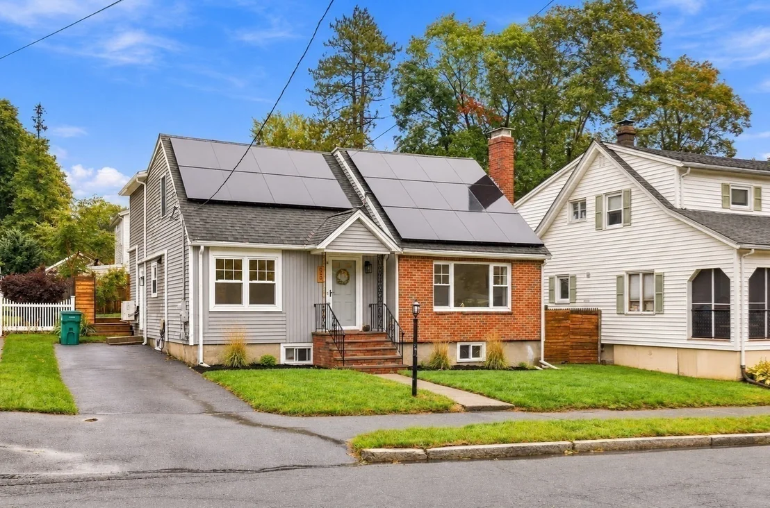 Photo of 59 Colonial Ave