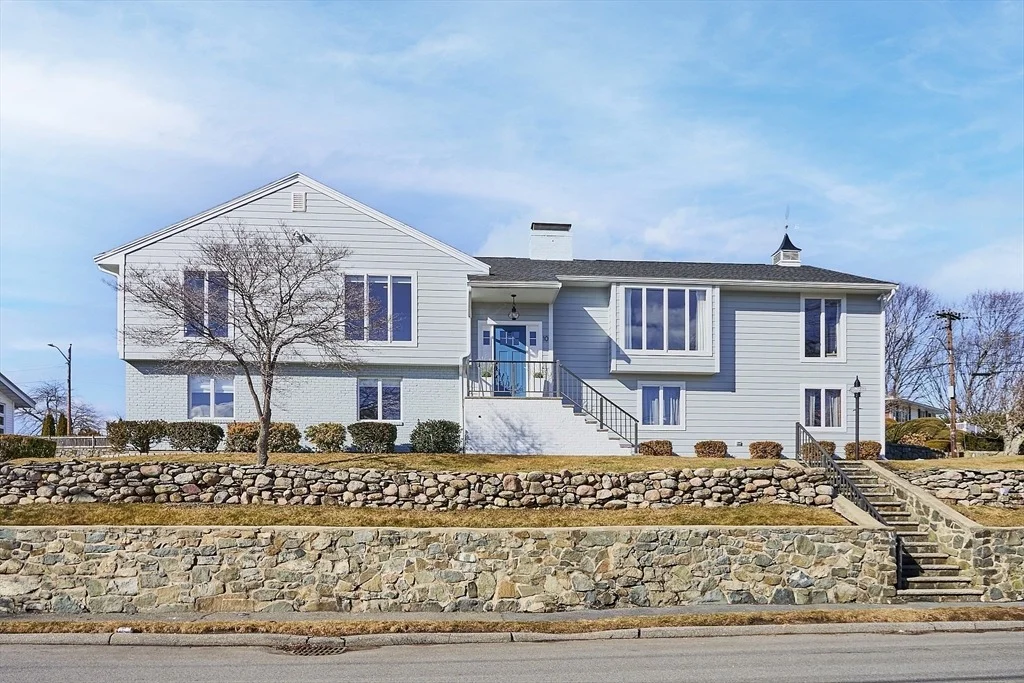 Photo of 10 Merrymount Dr