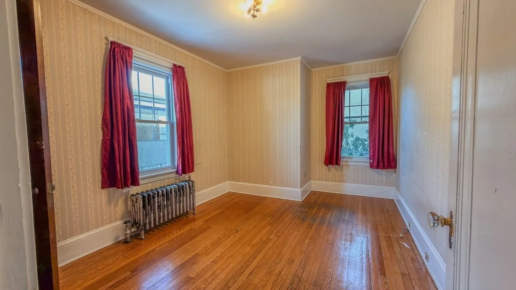 Photo of 39 Whitmarsh Avenue