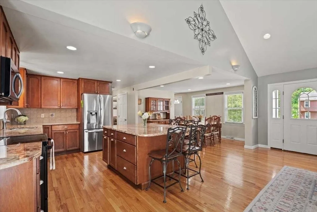 Photo of 7 Caroline Dr