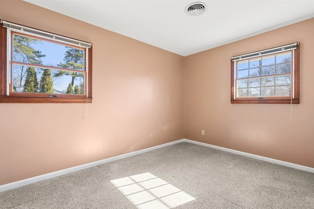 Photo of 36 Baldwin Ave