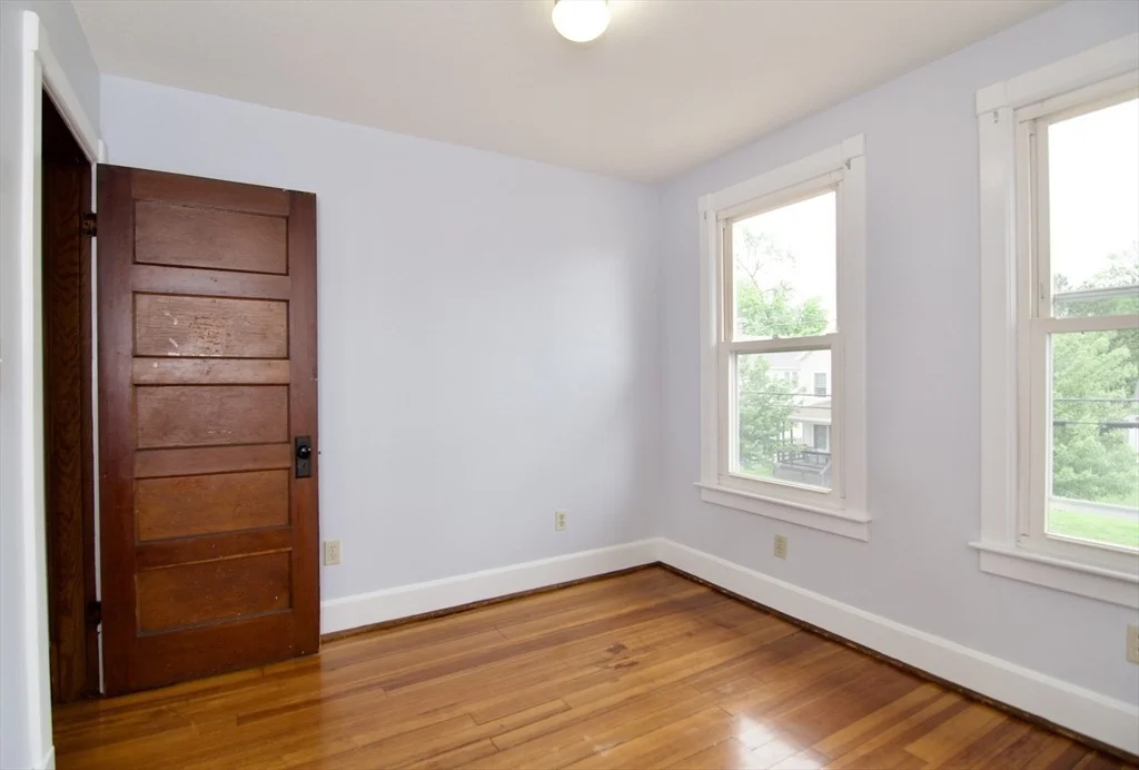 Photo of 82 Worcester St