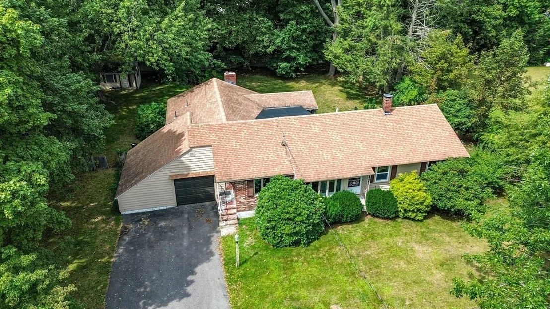 Photo of 8 Charlesgate Road