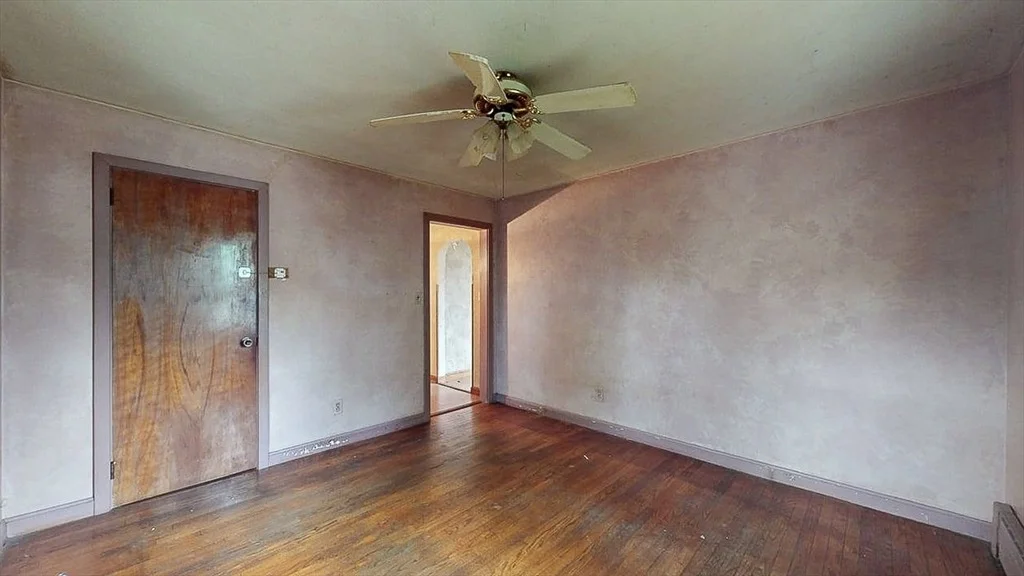 Photo of 19 Brookline St