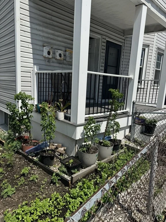 Photo of Unit 1 at 437 Ferry St