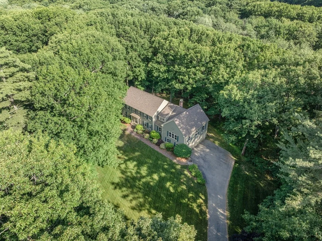 Photo of 10 Fieldstone Way