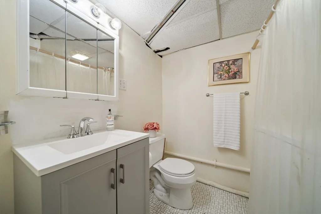 Photo of 15 Wiseman Dr