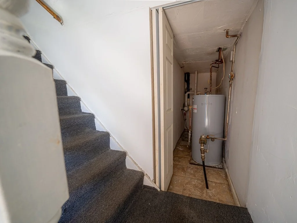 Photo of 2 Amesbury St