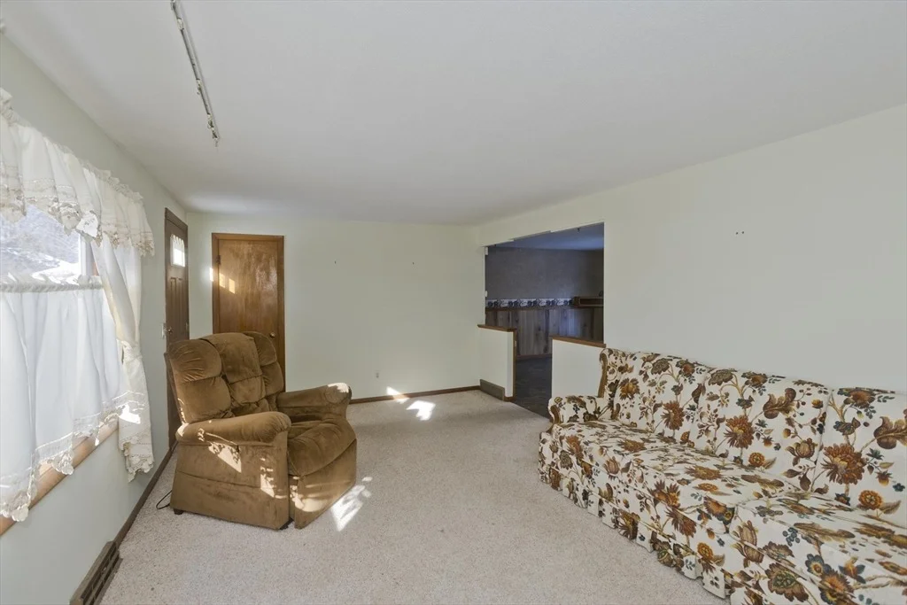 Photo of 180 Fletcher Circle