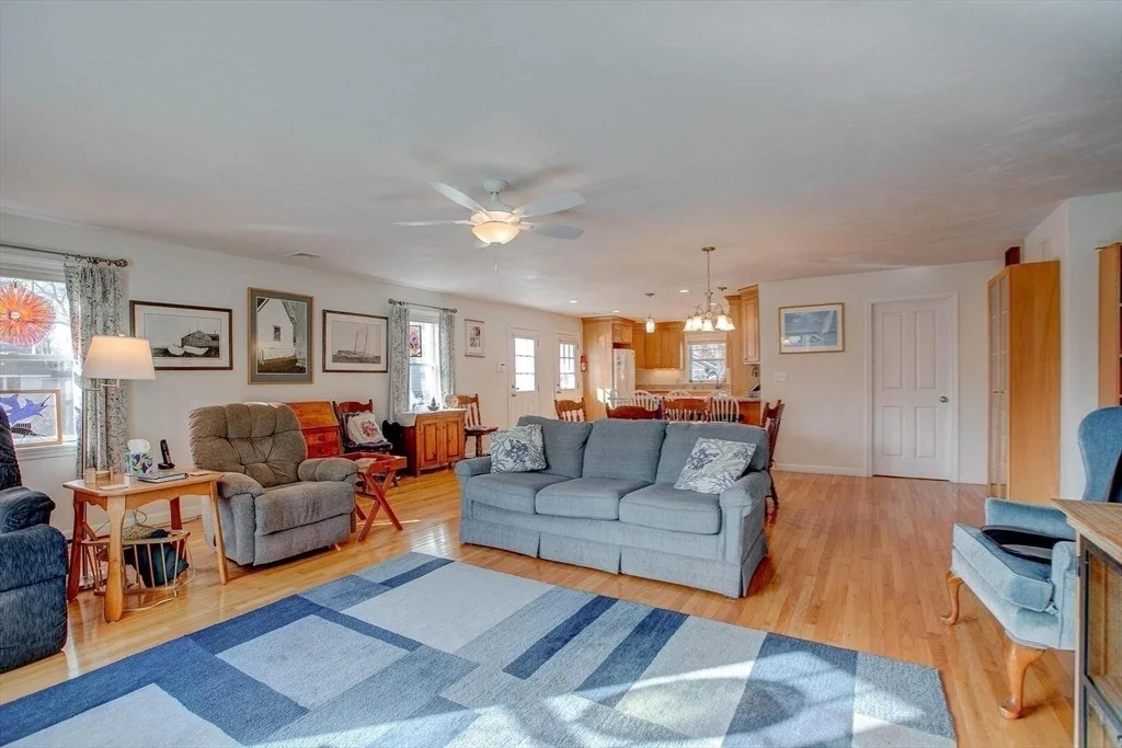 Photo of 19 Datewood St