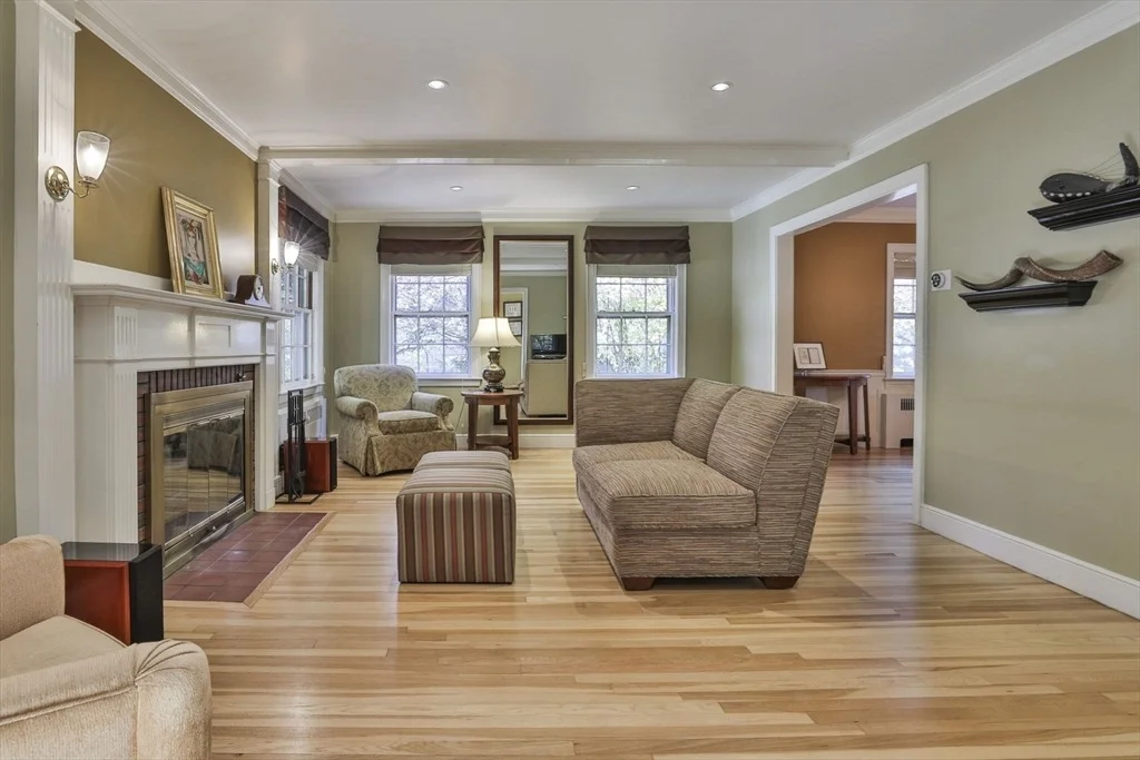 Photo of 32 Columbine Rd