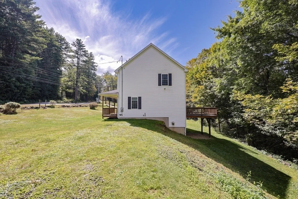 Photo of 366 Southbridge Rd