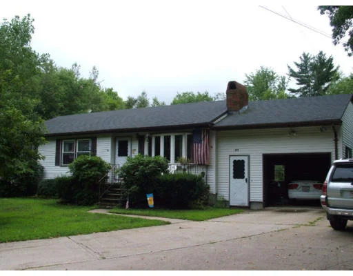 Photo of 171 State Rd