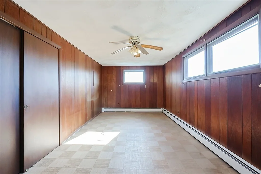 Photo of 940 Read St.