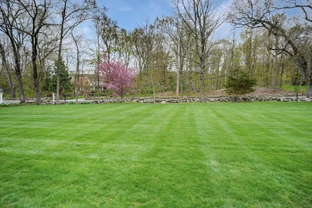 Photo of 191 Claybrook Rd